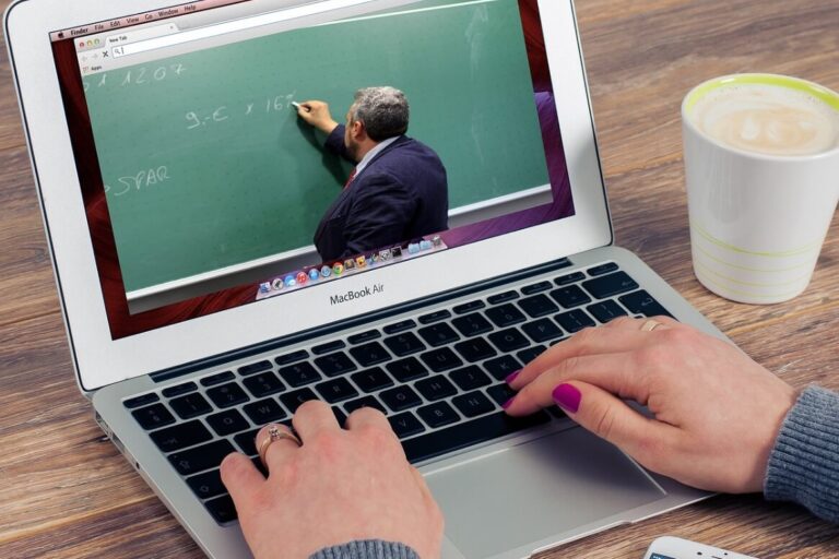 Google lança cursos